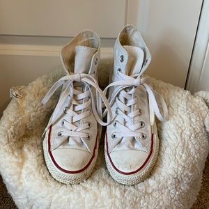 High Top Converse All Stars Size 6.5 womans